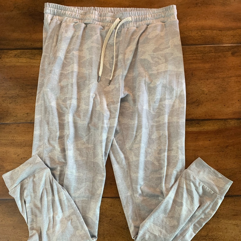 Vuori Performance Jogger Long